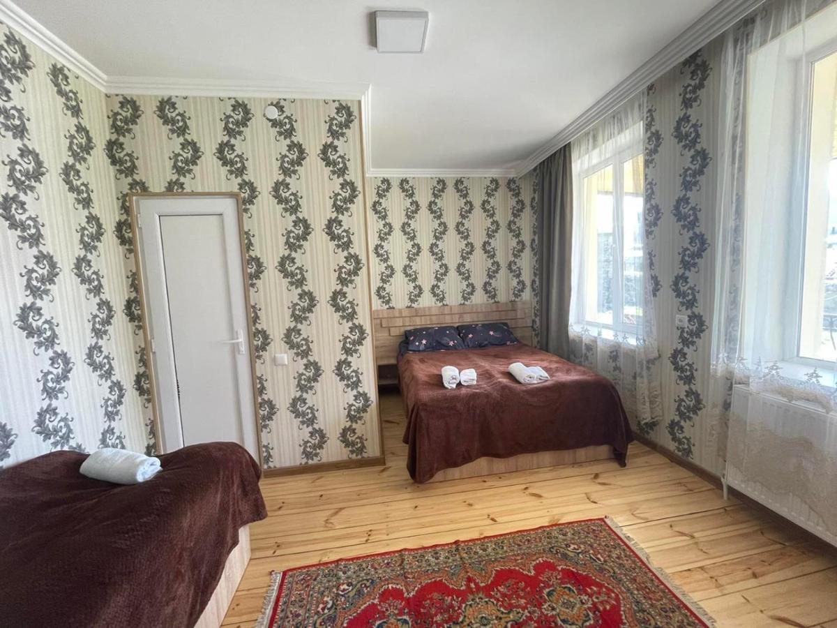 Cozy Hotel Kazbegi Ruang foto