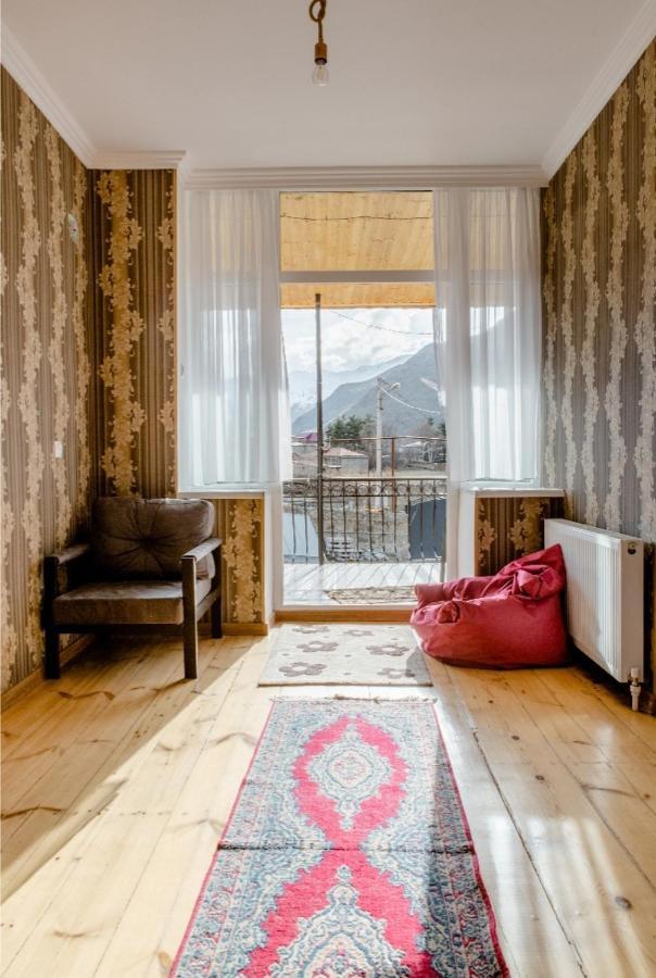 Cozy Hotel Kazbegi Bagian luar foto